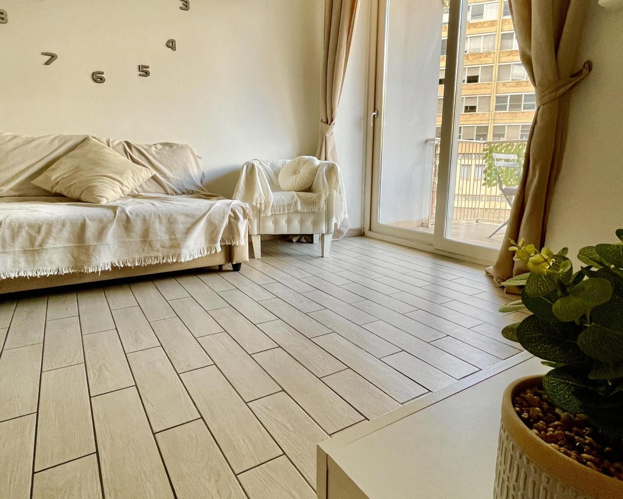 Domus Laterani By Jfm - Comfortable Apartment Big Terrace Colosseo Roma Esterno foto